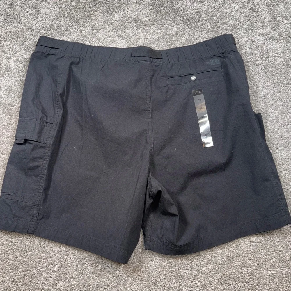 The North Face Belted Cargo Shorts Mens Stretch Black 38 NEW